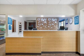 Reception - Sleep Inn & Suites Pensacola - University Area (Pensacola)
