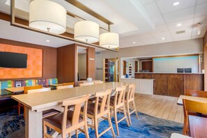 Lobby - Sleep Inn & Suites (Pensacola)