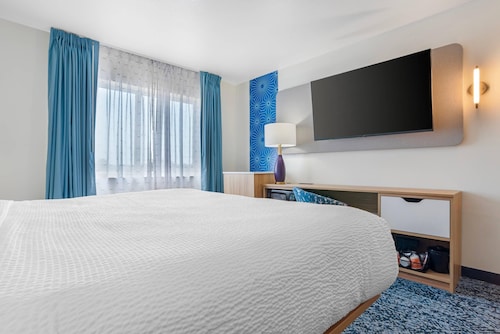 Sleep Inn & Suites Pensacola - University Area