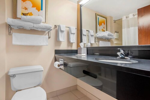Sleep Inn & Suites