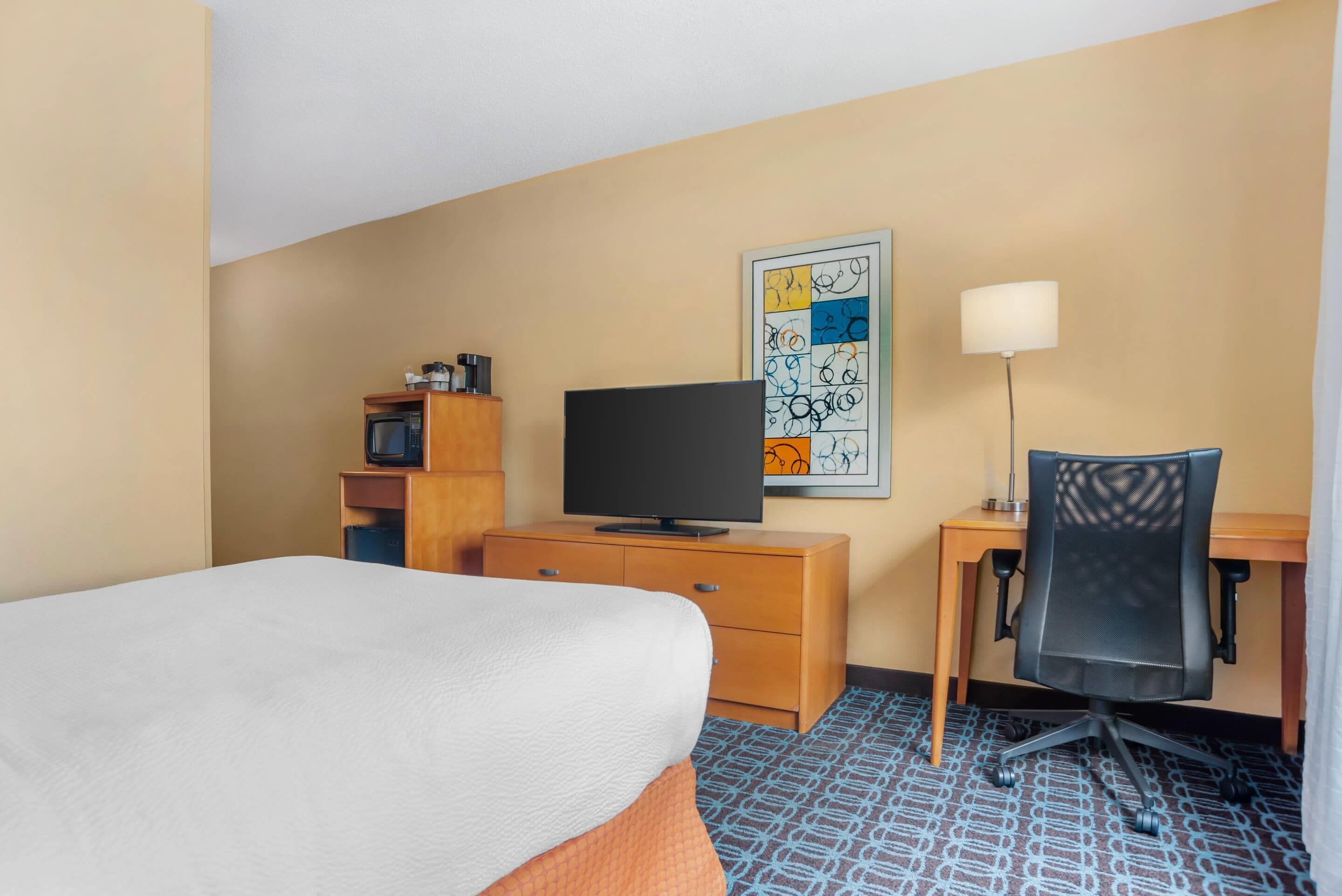 standard room, 1 single bed, non smoking | desk, iron/ironing board, free cots/infant beds, free wifi