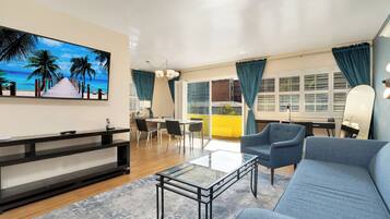 Suite, 1 Bedroom | Premium bedding, down comforters, pillowtop beds, in-room safe