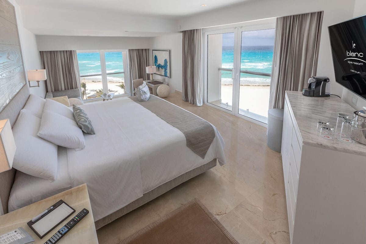 Premium bedding, down comforters, Tempur-Pedic beds, free minibar
