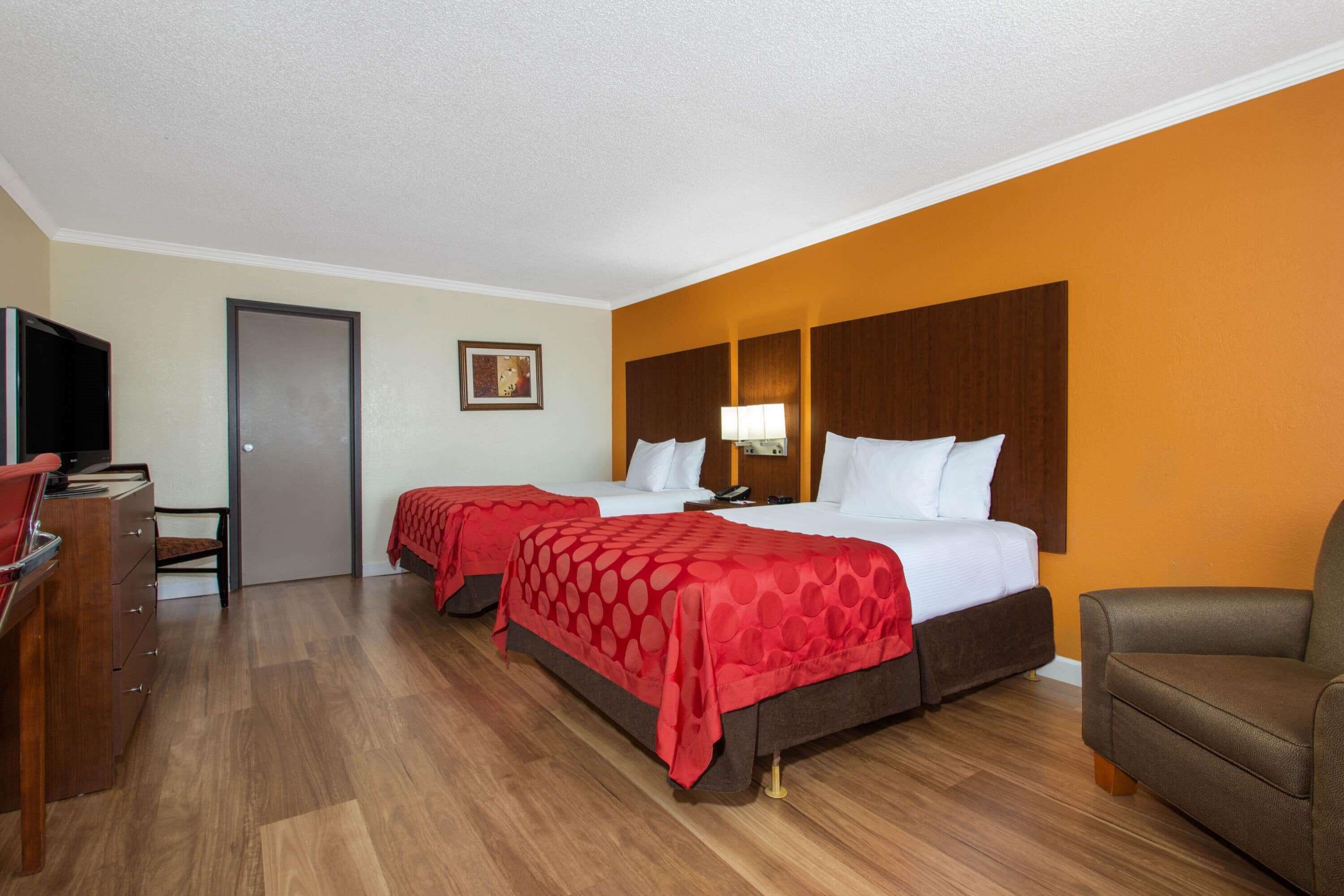 Photo - Ramada by Wyndham Tampa Westshore Airport South