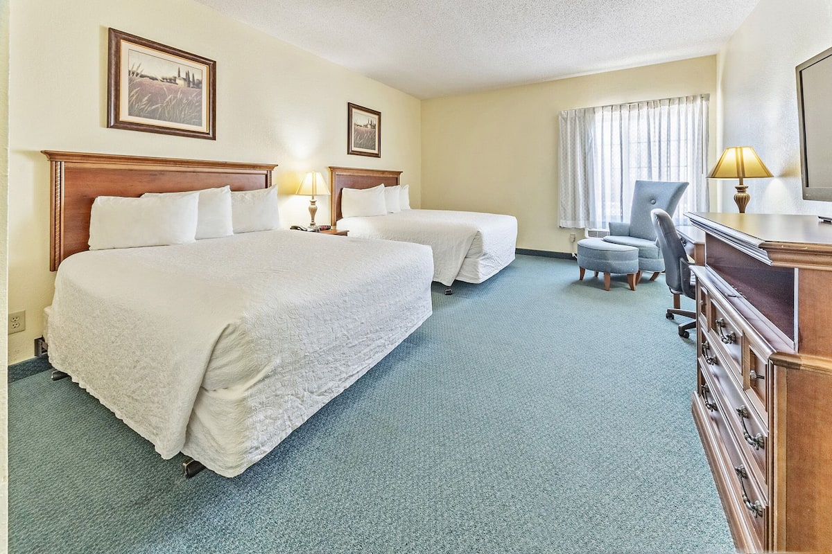 pillow-top beds, desk, iron/ironing board, free wifi