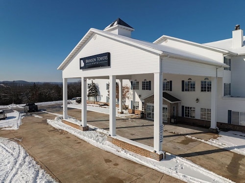 Branson Towers Hotel