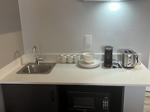 Fridge, microwave