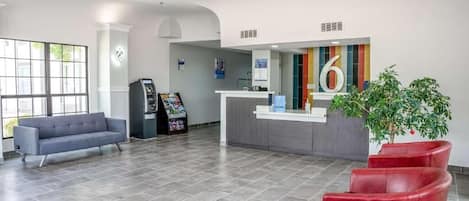 Sala de estar en el lobby