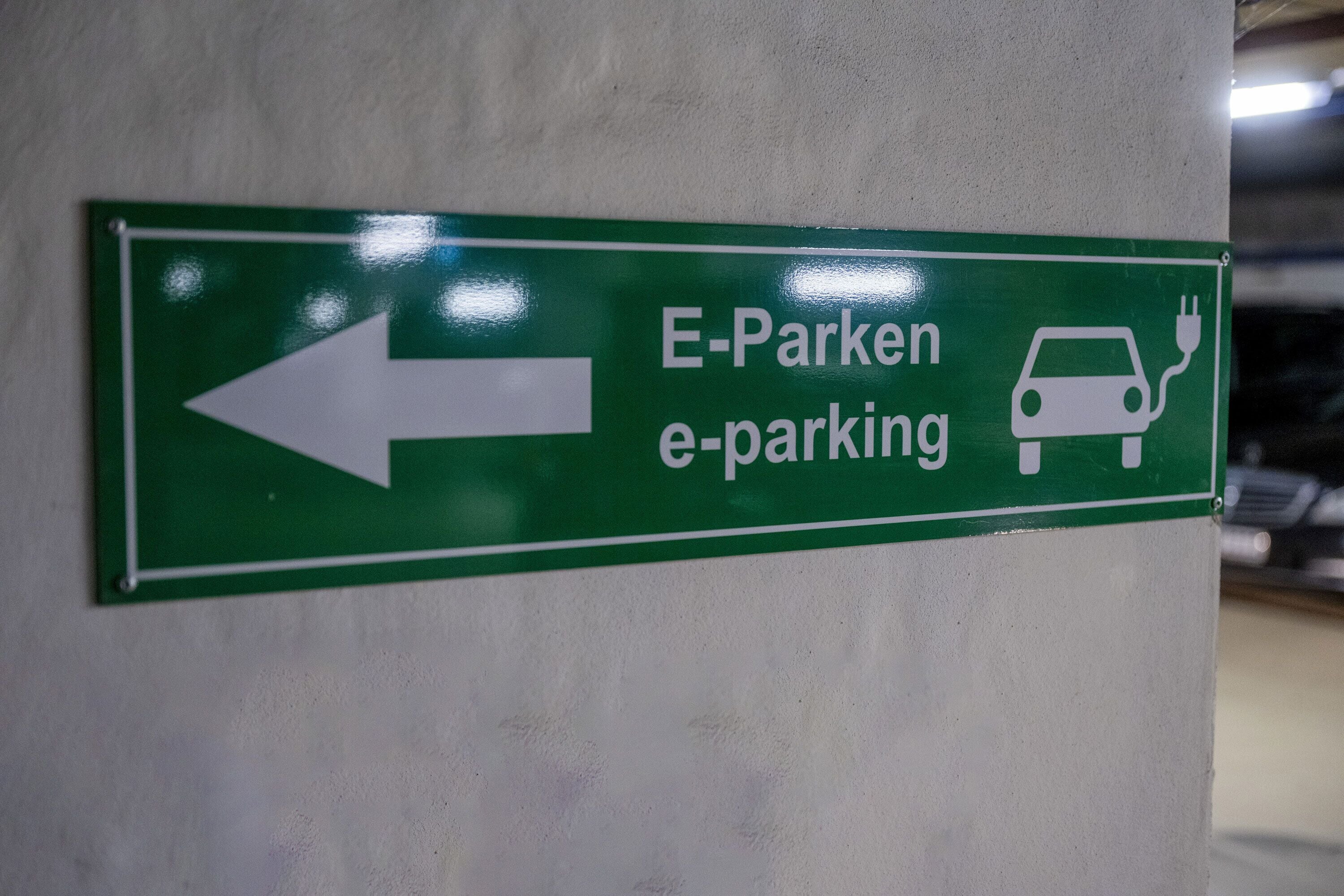 Ladestasjon for elbiler