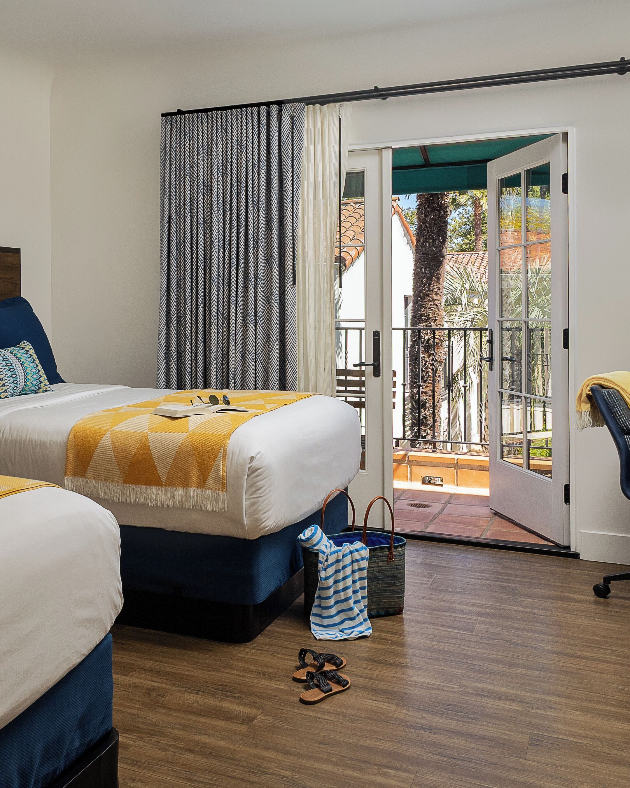 Superior Room, 2 Double Beds, Balcony