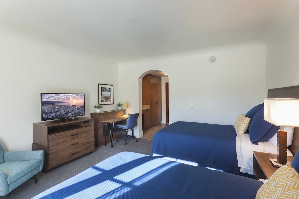 Standard Room, 2 Double Beds | Pillow-top beds, in-room safe, individually decorated