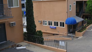 Extérieur