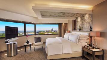 Sandton Sun Presidential Suite | Minibar, két bảo mật tại phòng, bàn