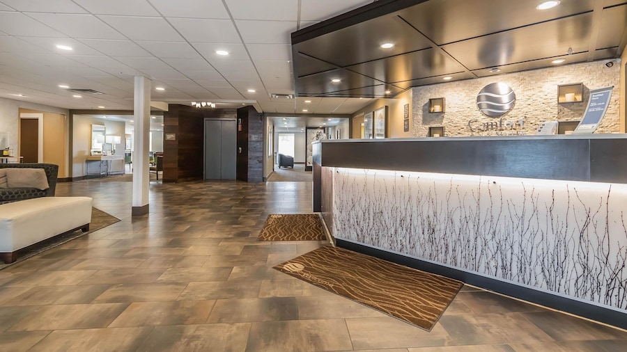Comfort Inn & Suites