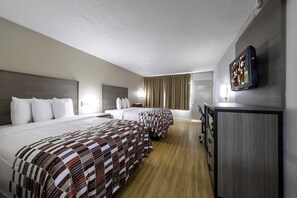 Habitació Deluxe, 2 llits dobles (Smoke Free) | Escriptori, cortines opaques, planxa i posts de planxar i wifi gratuïta 