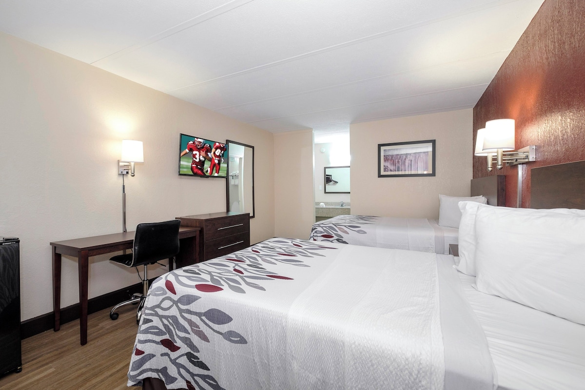 Ropa de cama de alta calidad y escritorio