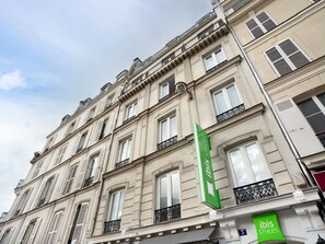 Exterior - ibis styles Paris Montmartre Batignolles (Paris)