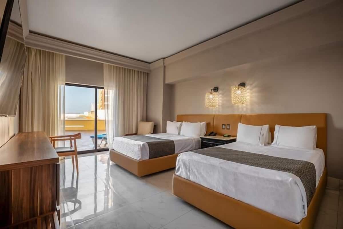 Standard Room | Desk, iron/ironing board, free WiFi, bed sheets