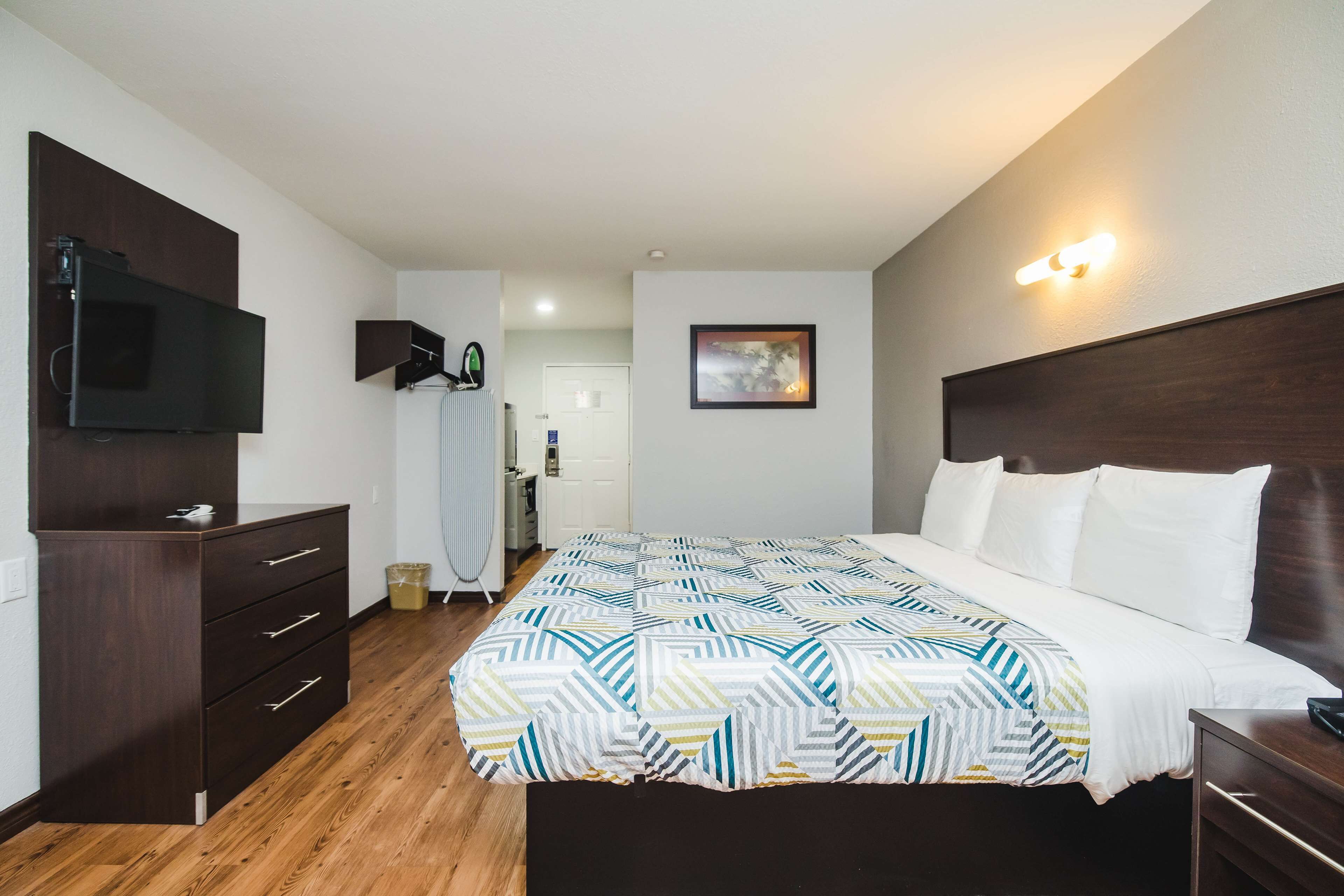 Ropa de cama de alta calidad y escritorio 