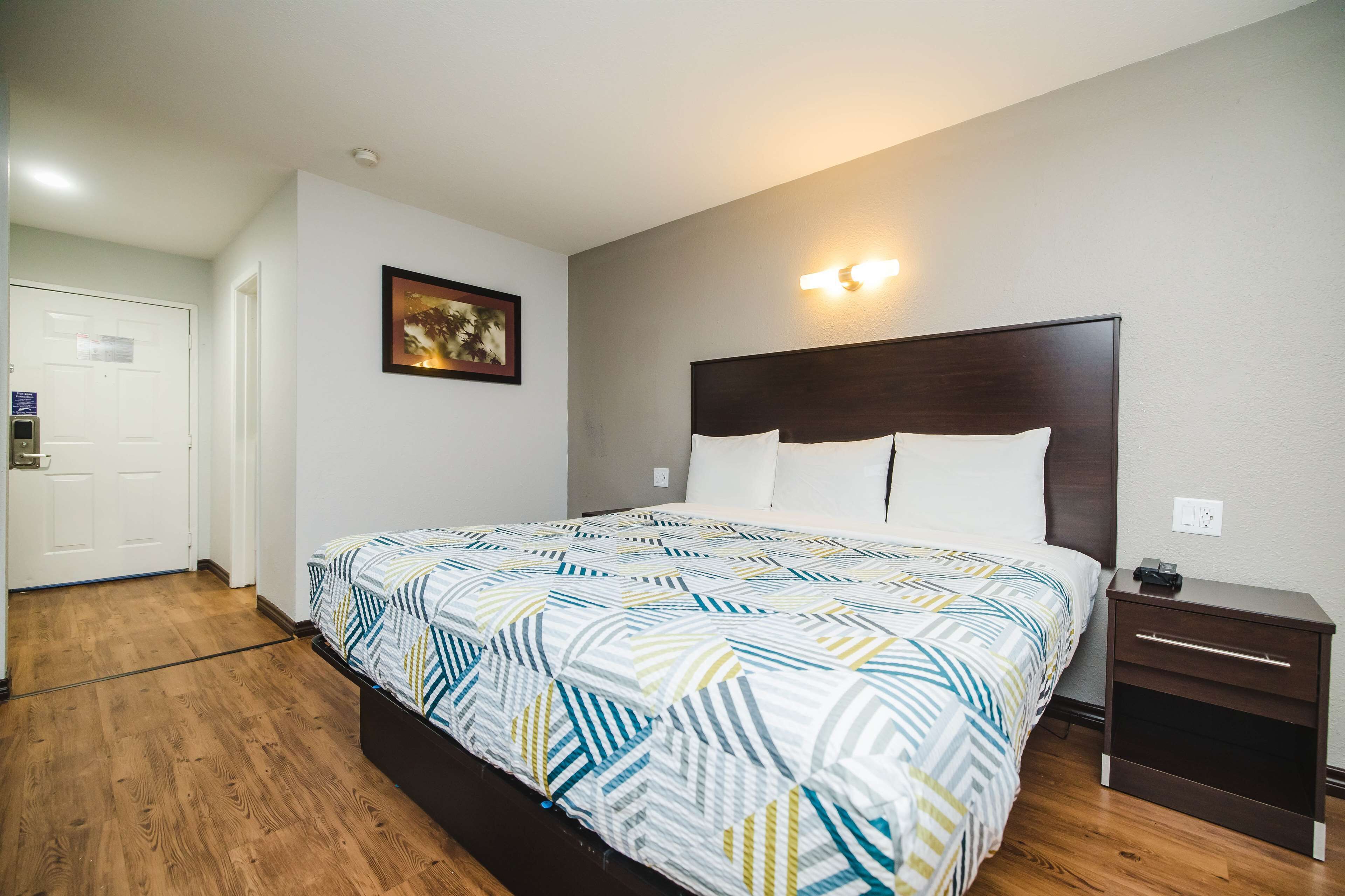 Ropa de cama de alta calidad y escritorio 