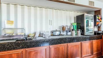 Free daily continental breakfast