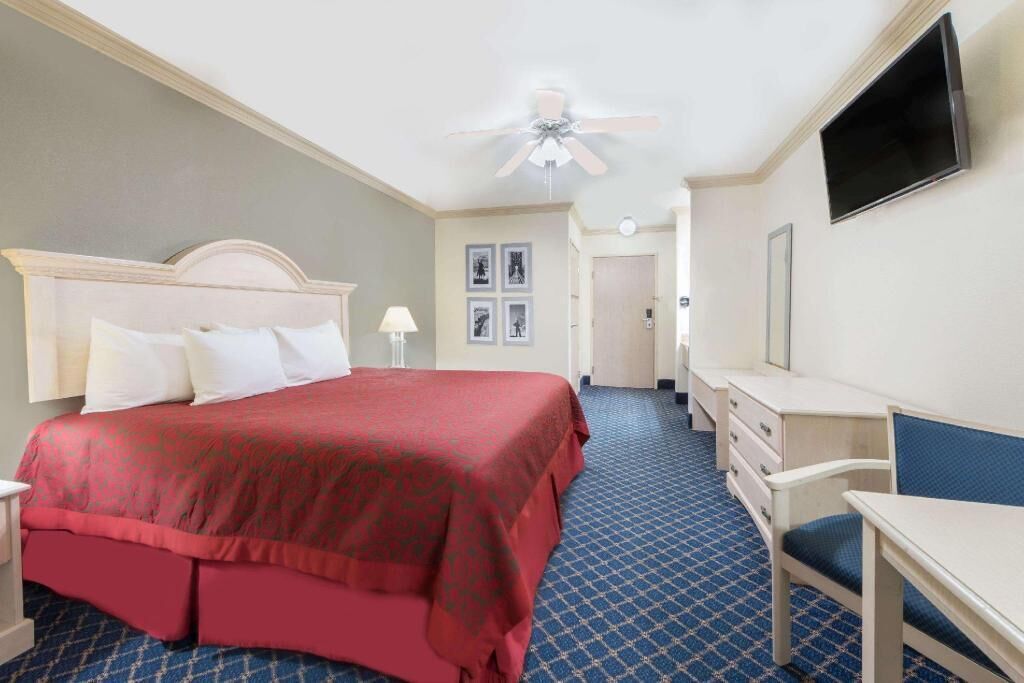 Premium bedding, pillowtop beds, desk, laptop workspace