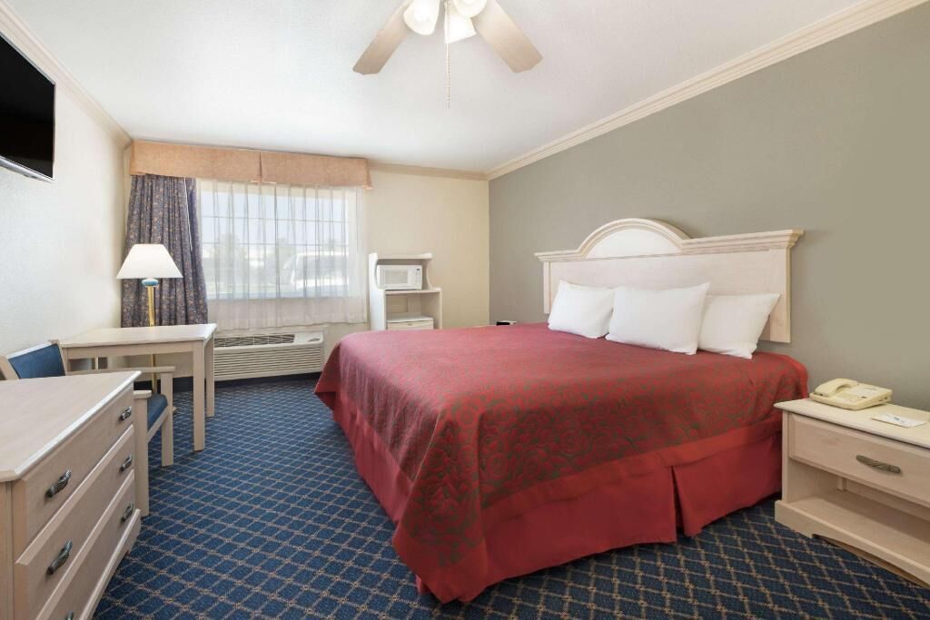 Premium bedding, pillowtop beds, desk, laptop workspace