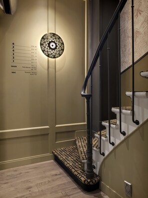 Pintu masuk interior