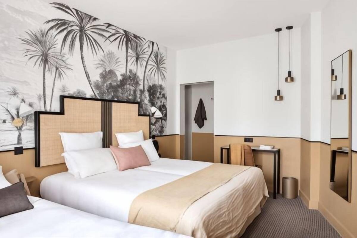 Premium bedding, pillowtop beds, in-room safe, desk