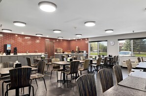 Petit déjeuner continental compris tous les jours