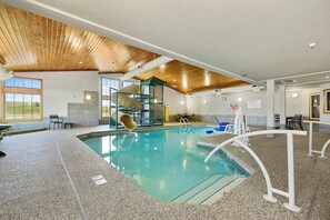 Piscine intérieure