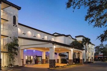 Hotel Exterior at Mai Hana Hotel- Intl Drive, Trademark Collection by Wyndham