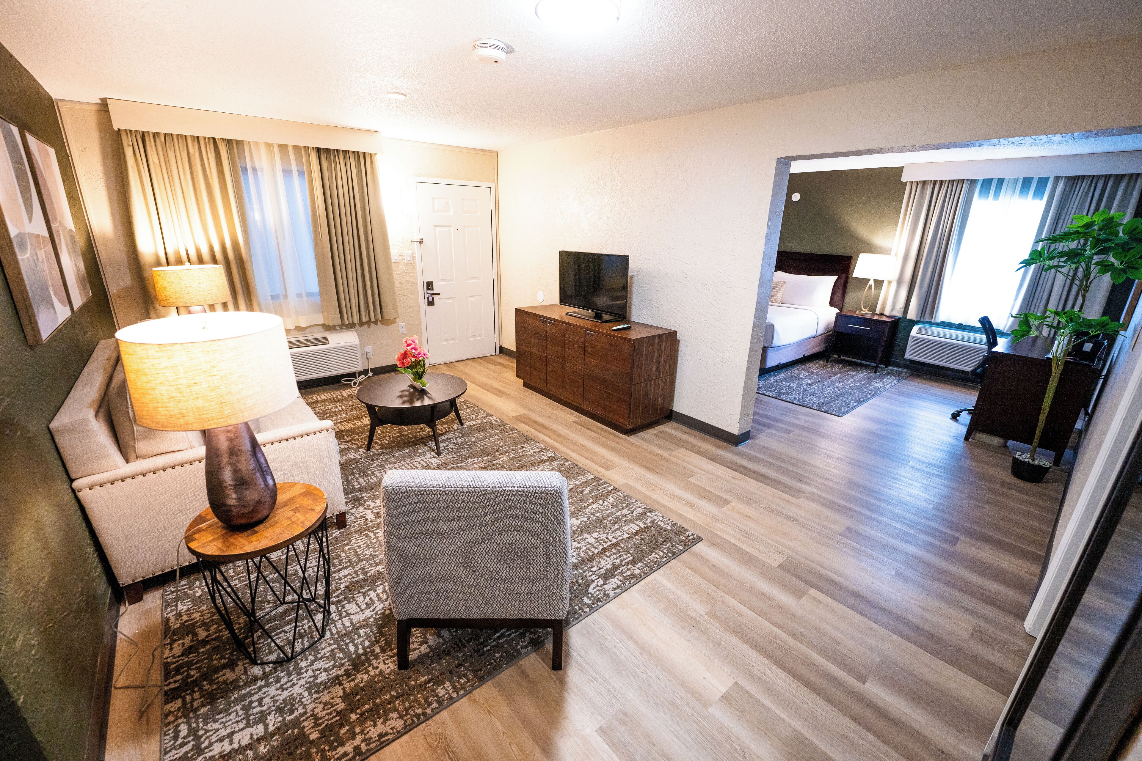 Family Room Suite | Living area