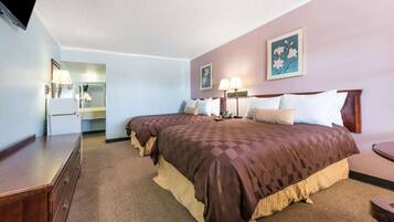 In-room safe, iron/ironing board, free WiFi, bed sheets
