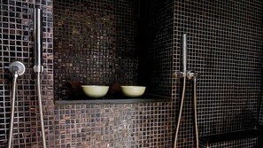Behandlungsräume für Paare, Sauna, Whirlpool, Dampfbad