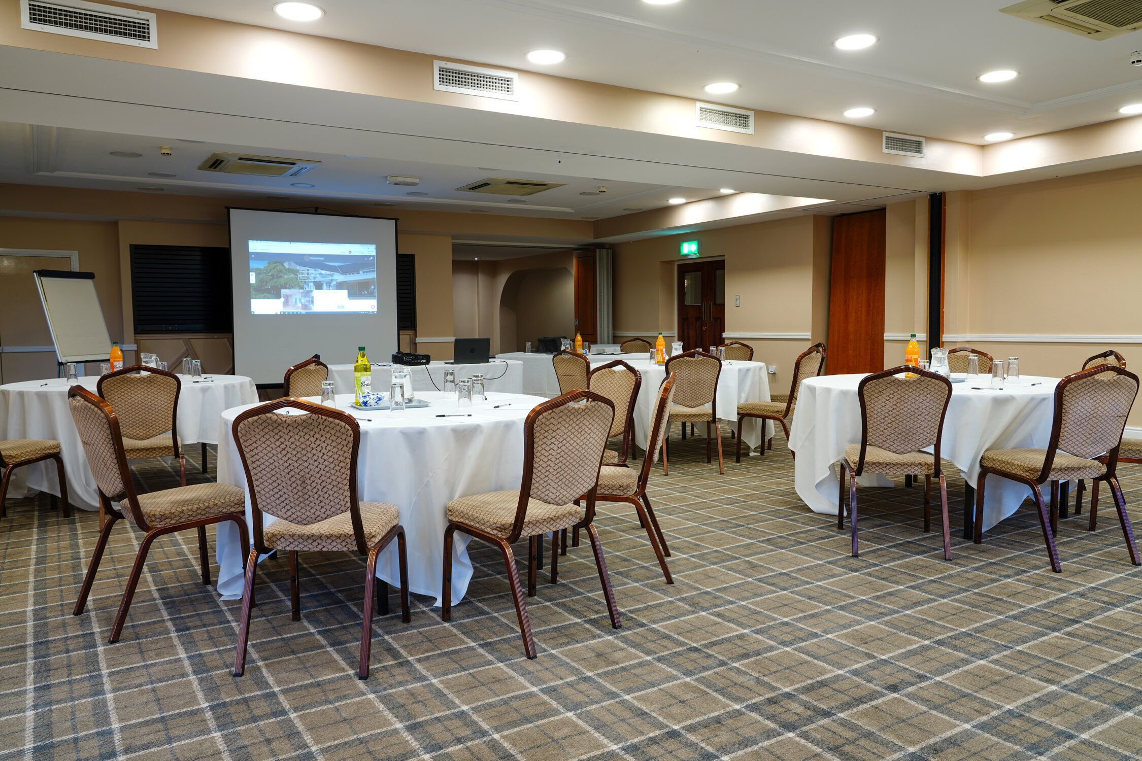 Photo - Gomersal Park Hotel