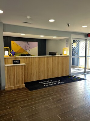 Reception - Spark by Hilton Bloomington (Bloomington)