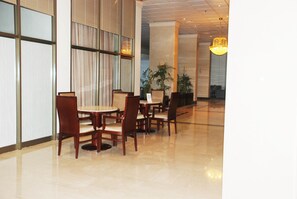 Interior entrance - Al Rabea Hotel (Nejran)