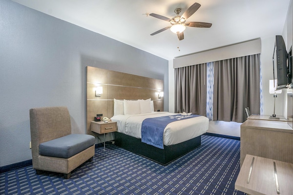 Room, 1 King Bed, Non Smoking (Second Floor, Interior Stairs Only) | Premium bedding, blackout drapes, iron/ironing board, free WiFi