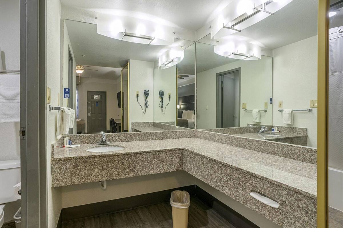 Bathroom | Free toiletries, hair dryer, towels, soap