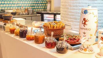 Daily buffet breakfast for a fee