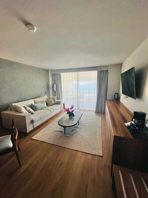 Televisión de plasma de 32 pulgadas con canales por cable y televisión 