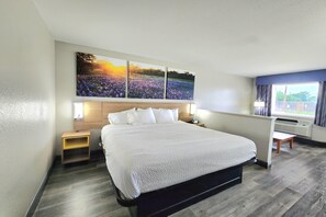 Studiosuite, 1 King-Bett, Nichtraucher | Pillowtop-Betten, Zimmersafe, Schreibtisch, Bügeleisen/Bügelbrett