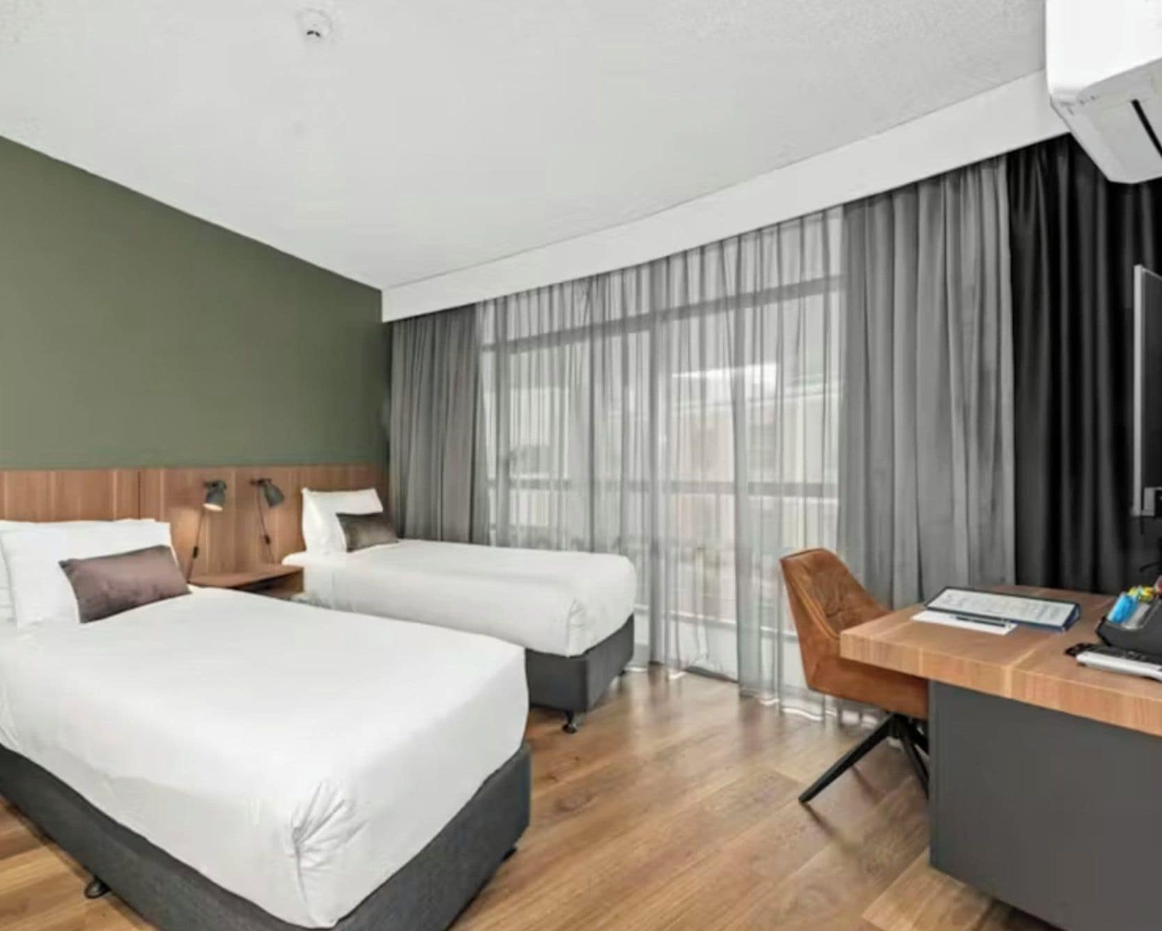 Photo - Madison Hotel Tower Mill