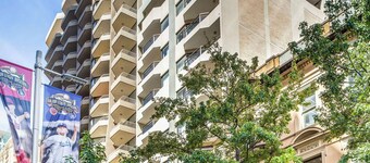 Metro Apartments on King Street