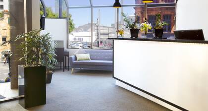 Metro Apartments on King Street