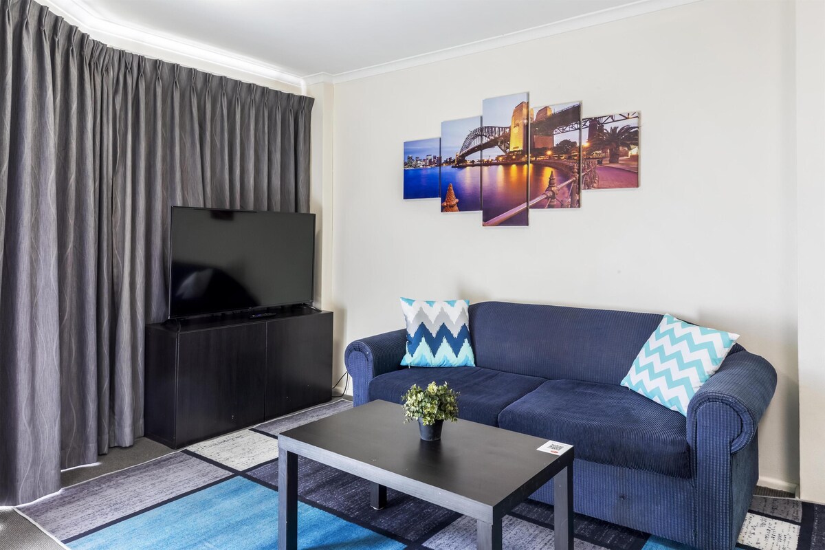 Metro Apartments on King Street