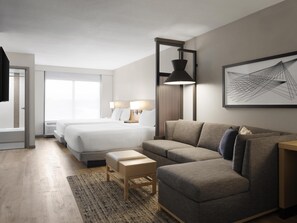 Hypo-allergenic bedding, in-room safe, desk, blackout drapes