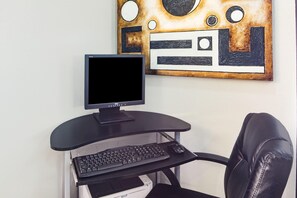 Business centre - Howard Johnson by Wyndham Vicksburg (Vicksburg)
