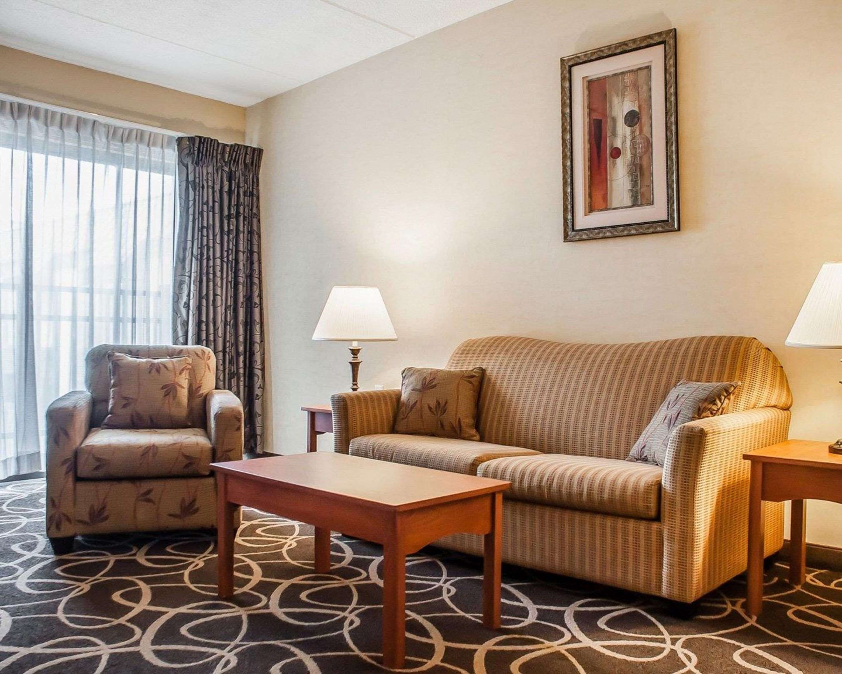 Photo - Quality Hotel & Suites At The Falls